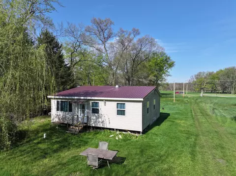 140 S 700, Knox, IN 46534
