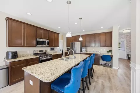 Kitchen - 11177 Summerlin St, Cedar Lake, IN 46303 photo 2 of 4