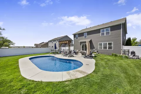 Exterior - 11177 Summerlin St, Cedar Lake, IN 46303 photo 4 of 10