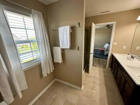 Bath - 11177 Summerlin St, Cedar Lake, IN 46303 photo 8 of 9