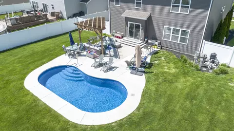 Exterior - 11177 Summerlin St, Cedar Lake, IN 46303 photo 5 of 10