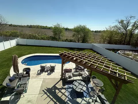 Exterior - 11177 Summerlin St, Cedar Lake, IN 46303 photo 2 of 10