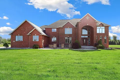 13643 Grant St, Crown Point, IN 46307
