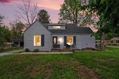 769 S Calumet Rd, Chesterton, IN 46304