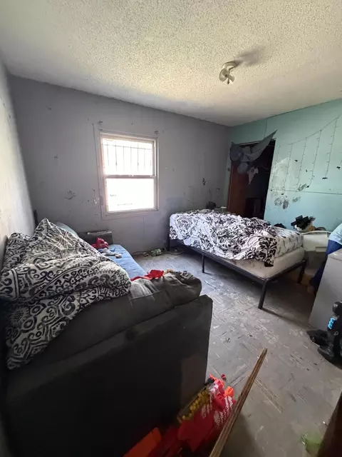 Bedroom - 3905 Tennessee St, Gary, IN 46409 photo 2 of 3