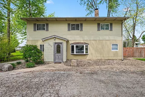 7510 W 134th Ct, Cedar Lake, IN 46303