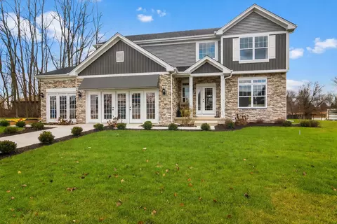 91 Bergamo Ln, Crown Point, IN 46307