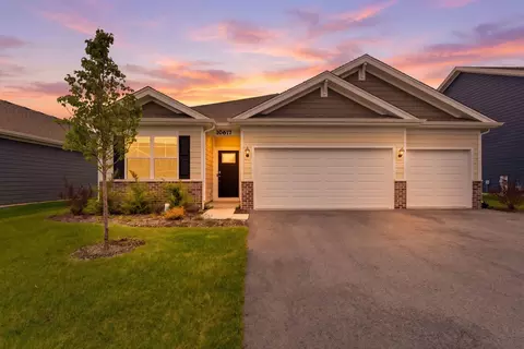 10617 Whitney Pl, Crown Point, IN 46307