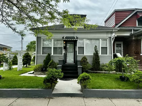 2678 Harrison St, Gary, IN 46407