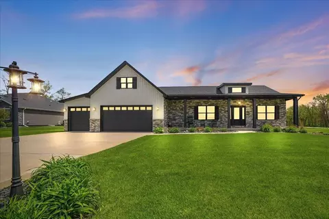 13611 Muir St, Cedar Lake, IN 46303