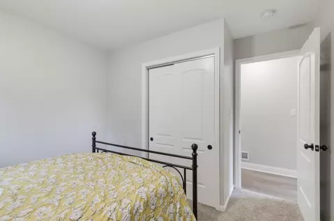 Bedroom - 1216 N Dwiggins Ct, Griffith, IN 46319 photo 5 of 7