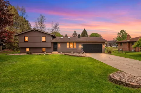 55944 Buckeye Rd, Mishawaka, IN 46545
