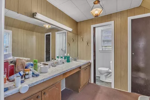 Bath - 4640 Roosevelt St, Gary, IN 46408 photo 2 of 2