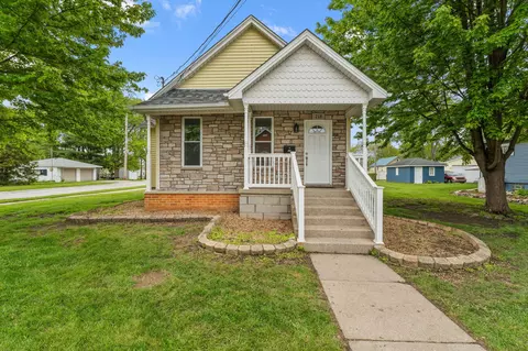 718 N Grant St, Crown Point, IN 46307