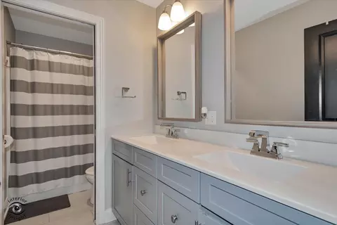 Bath - 12925 Red Lily Way, Saint John, IN 46373 photo 4 of 5