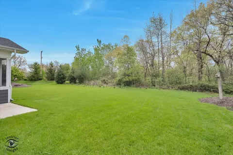Exterior - 12925 Red Lily Way, Saint John, IN 46373 photo 5 of 7