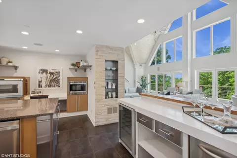 Kitchen - 12 Ridge Dr, Dune Acres, IN 46304 photo 1 of 10