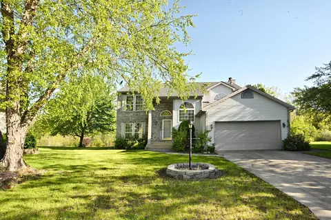 378 Ballenisle Ct, Chesterton, IN 46304