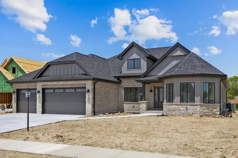 13056 Spirea Ave, Saint John, IN 46373 photo 1