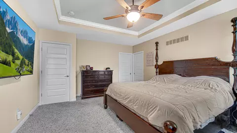 Bedroom - 239 Edgewood Dr, Valparaiso, IN 46385 photo 2 of 5
