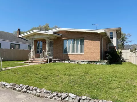 Exterior - 2048 Roosevelt Pl, Gary, IN 46404 photo 2 of 6