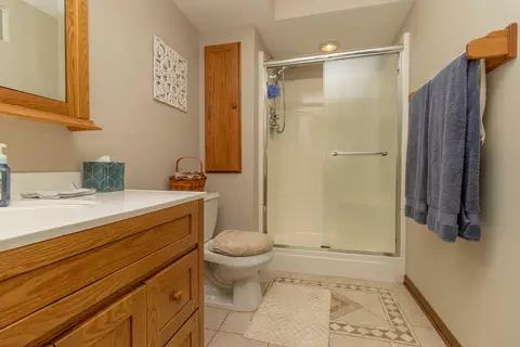 Bath - 9838 Redbud Rd, Munster, IN 46321 photo 2 of 2