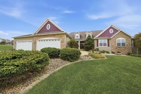 118 Windridge Rd, Valparaiso, IN 46385