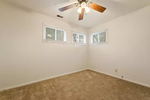Bedroom - 7155 Hemlock Ave, Gary, IN 46403 photo 4 of 6