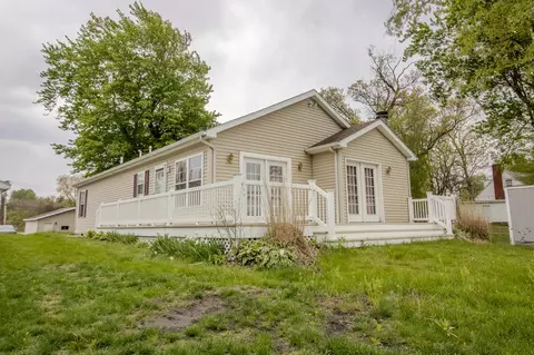 6569 S Indiana 10, Knox, IN 46534