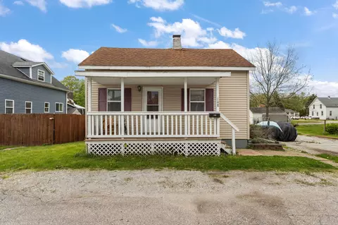 108 Sutherland St, La Porte, IN 46350