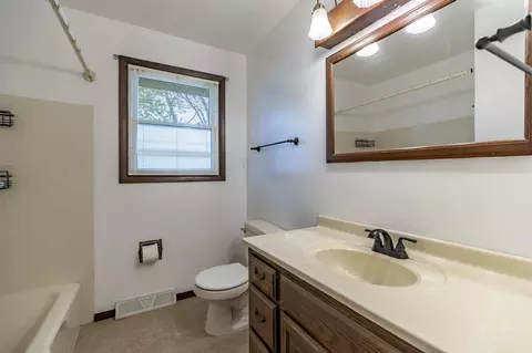 Bath - 321 N Ernest St, Griffith, IN 46319 photo 1 of 4
