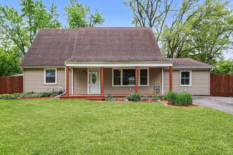 396 Clear Crk, Valparaiso, IN 46385