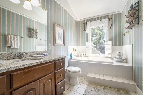 Bath - 716 N Broad St, Griffith, IN 46319 photo 2 of 2