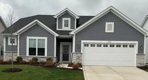 6682 Sky Dr, Schererville, IN 46375