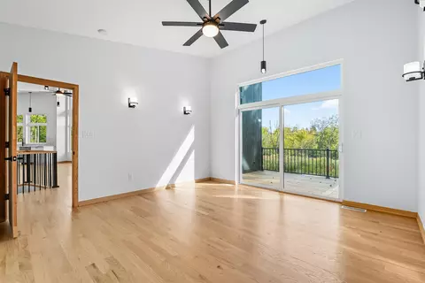 Living - 220 Robbins Rd, Valparaiso, IN 46385 photo 3 of 7