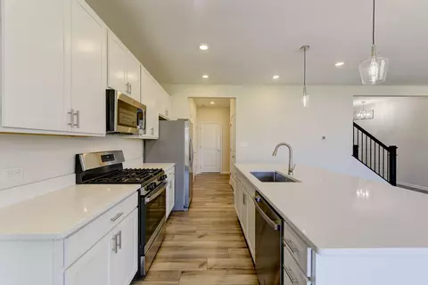 Kitchen - 8362 Kannon Dr, Lowell, IN 46356 photo 2 of 2