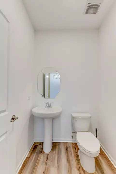 Bath - 8362 Kannon Dr, Lowell, IN 46356 photo 1 of 3