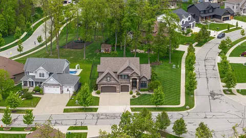 View/Area - 906 Theresa Dr, Crown Point, IN 46307 photo 4 of 4