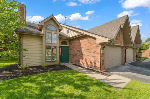 1538 Lake St, Hobart, IN 46342