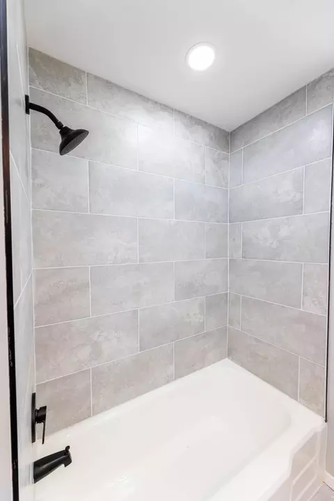 Bath - 3671 Connecticut St, Gary, IN 46409 photo 2 of 3