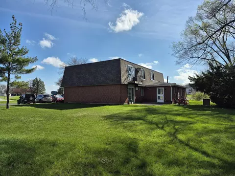 Exterior - 8137 Pine Island Ter, Crown Point, IN 46307 photo 6 of 8