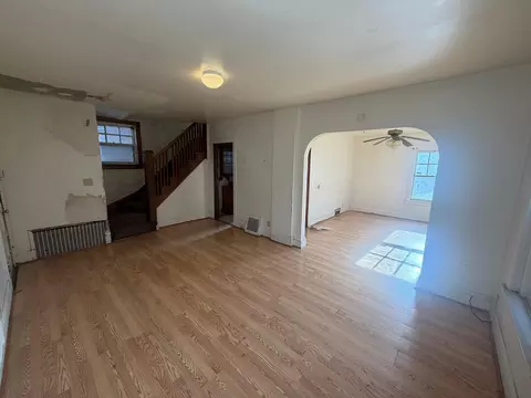 Living - 809 Pierce St, Gary, IN 46402 photo 1 of 2