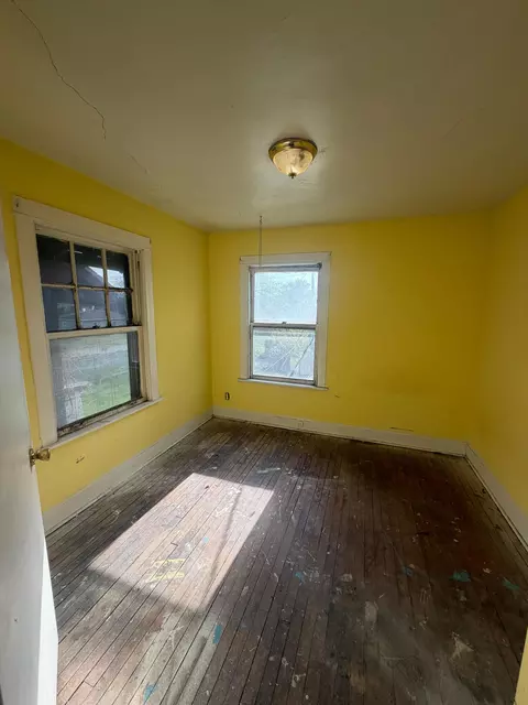 Bedroom - 809 Pierce St, Gary, IN 46402 photo 3 of 4