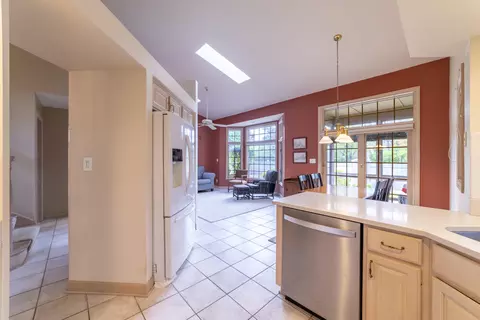 Kitchen - 1620 Cherry Blossom Dr #3, Munster, IN 46321 photo 3 of 3