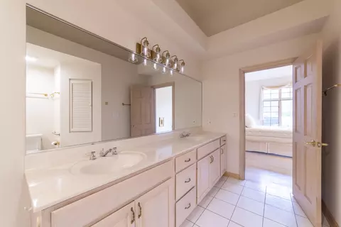 Bath - 1620 Cherry Blossom Dr #3, Munster, IN 46321 photo 1 of 3