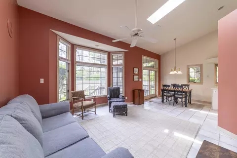 Living - 1620 Cherry Blossom Dr #3, Munster, IN 46321 photo 3 of 4