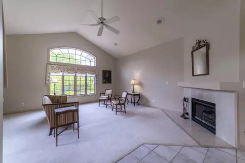Living - 1620 Cherry Blossom Dr #3, Munster, IN 46321 photo 1 of 4