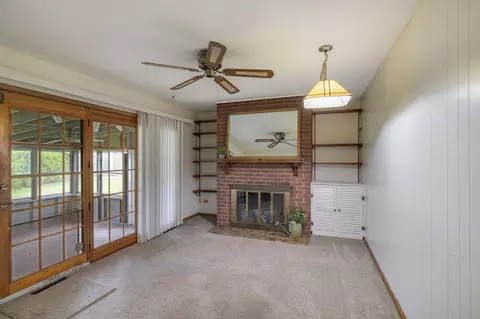 Living - 218 W 38th Ct, Griffith, IN 46319 photo 3 of 3
