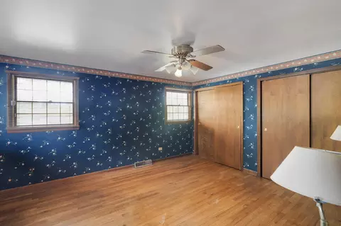 Bedroom - 218 W 38th Ct, Griffith, IN 46319 photo 3 of 5