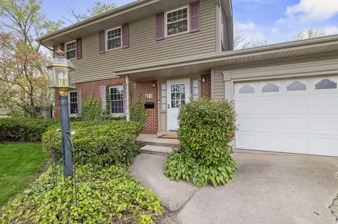 218 W 38th Ct, Griffith, IN 46319